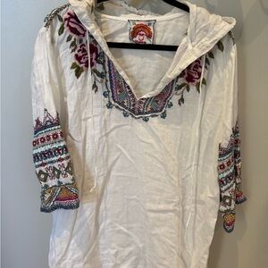 Johnny Was White Tunic with Multicolor Embroidery